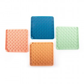 TAPIS DE LECHAGE pour chien CARRE couleur rose MARTIN SELLIER-DOGFRENCHTOUCH