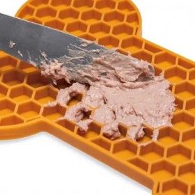 TAPIS A LECHER pour chien OS orange BEEZTEES - DOGFRENCHTOUCH